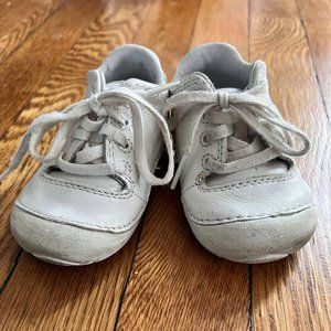 Stride Rite first walkers - walk - gently used